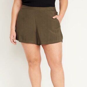 High-Waisted Playa Shorts